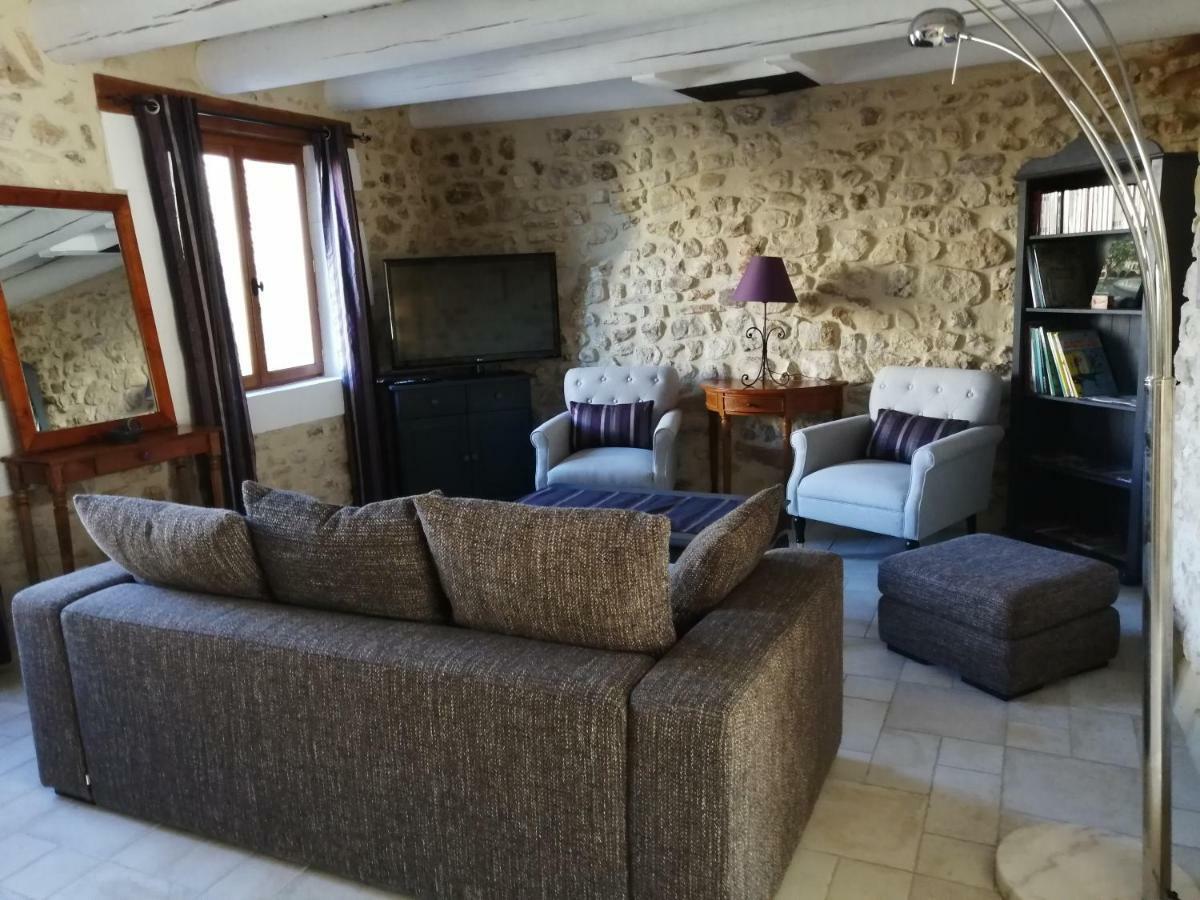 Gite De L Ancienne Poste Bourdic Kültér fotó